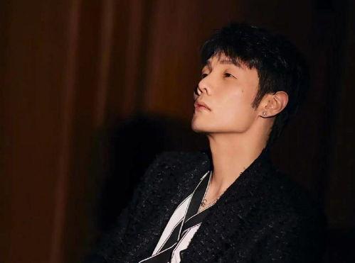 娱乐圈帅哥吃瓜视频,揭秘明星们的幕后生活  第2张