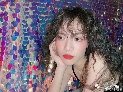 新瓜爆料钟楚曦视频,新瓜爆料背后的真相揭秘  第2张