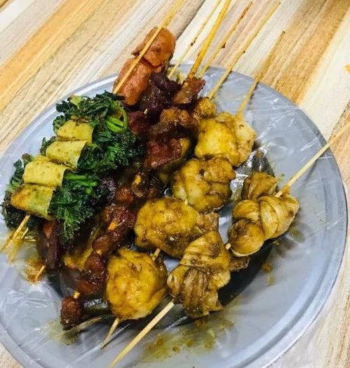 娱乐吃瓜酱炸串是真的吗,揭秘网红美食的真伪之谜 第2张 娱乐吃瓜酱炸串是真的吗,揭秘网红美食的真伪之谜 第2张