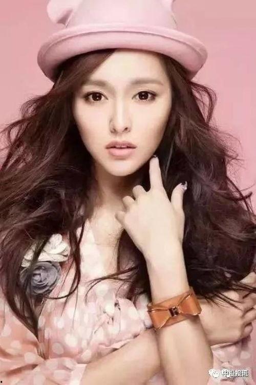 明星爆料真名大全最新图片,跟随最新爆料图片探寻娱乐圈真实身份  第3张